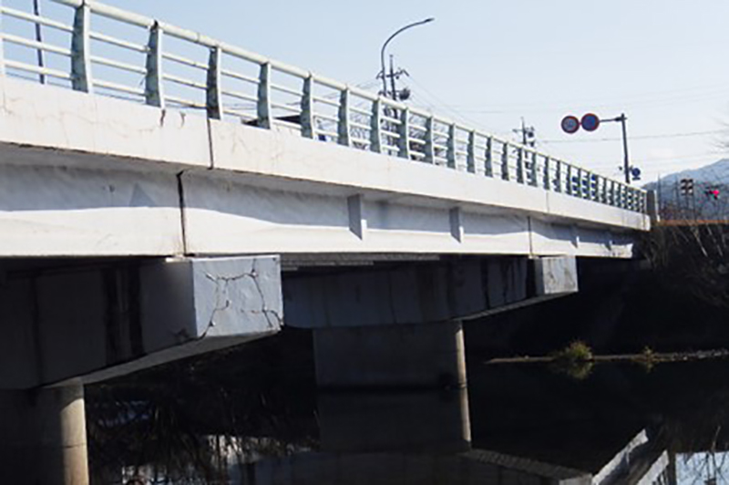令和6年度:一般国道261号道路災害防除工事(新大橋・橋梁補修)R7.3月完成